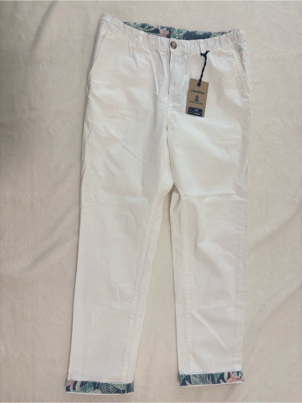 chubbies White chino pants  with Navy Tag Detail